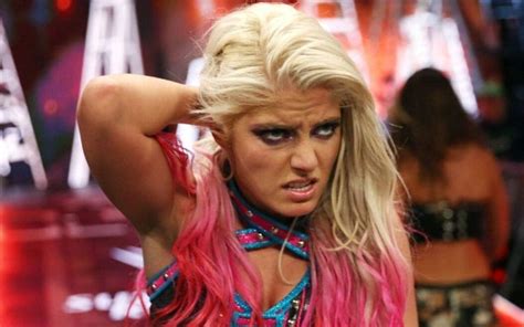 Alexa Bliss Fires Back At Troll For Comparing Her Wrestling Ability To How She Is In Bed