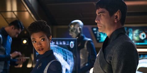 Star Trek Discovery Season 2 Premiere Finds All The Missing Notes