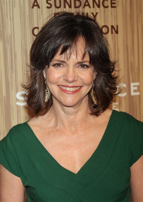 Flip the hair with side parting and use your fingers to flip the layers and messily style your hair. Sally Field Flip - Sally Field Hair Looks - StyleBistro