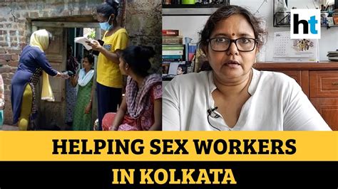 Ht Salutes Kolkata Group Who Helped Sex Workers In Sonagacchi Amid Lockdown Youtube