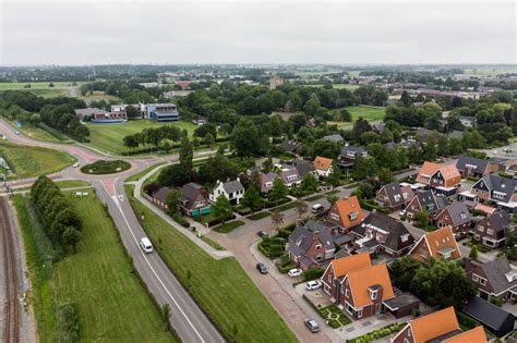 De rijksoverheid, vaak kortweg het rijk genoemd, is het onderdeel van de nederlandse overheid dat wettelijke taken heeft op landelijk niveau: 1,5 miljard extra naar Groningen voor versterking en ...