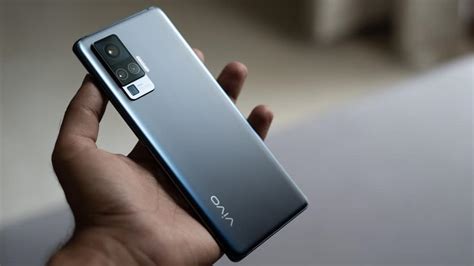Features 6.56″ display, exynos 1080 chipset, 4300 mah battery, 256 gb storage, 12 gb ram. Vivo X60 Series to Debut on December 29th With Zeiss Cameras