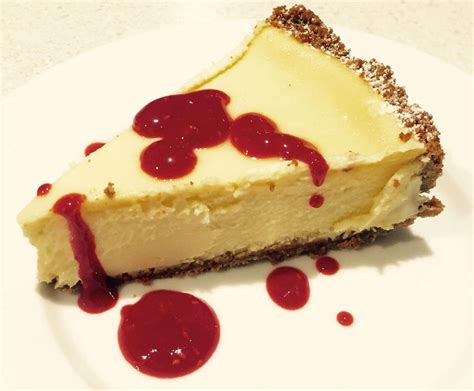 Delicious Baked Vanilla Cheesecake Recipe