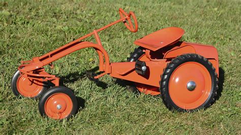 Allis Chalmers G Pedal Tractor T193 Davenport 2015