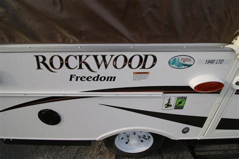 2016 New Forest River Rockwood 1940ltd Pop Up Camper In Indiana In