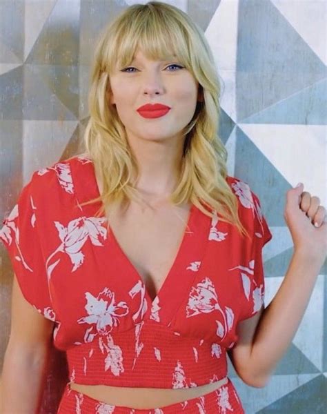 Taylor Swift Youtube Announcement For Lover In 2020 Taylor Swift Hair