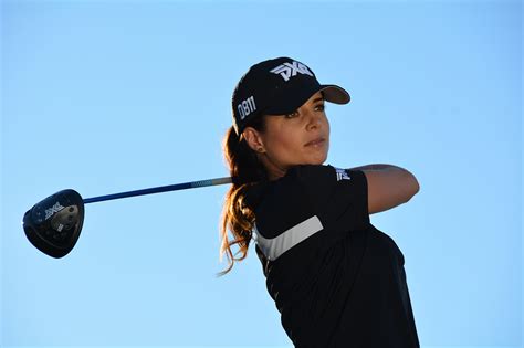 Parsons Xtreme Golf Signs 3 Time Lpga Tour Champion Beatriz Recari
