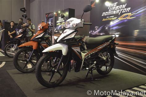 The wave alpha is powered by a 109.17 cc engine. MotoMalaya: Boon Siew launches new Honda Wave Alpha