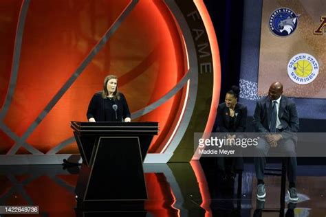 Lindsay Whalen Photos And Premium High Res Pictures Getty Images