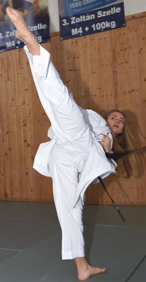Pin By James Colwell On Karate Martial Arts Girl Female Martial Artists Martial Arts Women