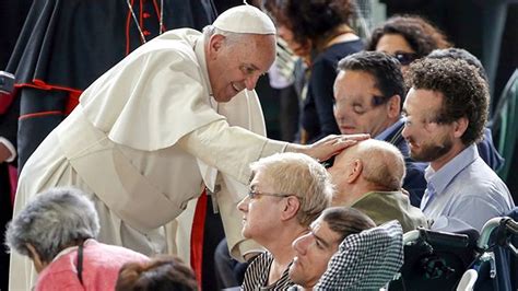 Papa Francesco Giornata Mondiale Dei Poveri Tendi La Tua Mano Al Povero