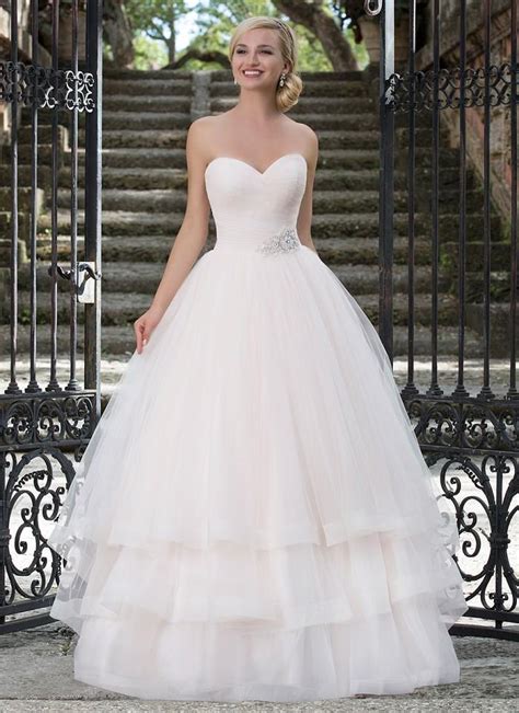 Ruched Tulle Sweetheart Neckline Pastel Ball Gown Wedding Dresses 3 Tiered Bridal Gowns With