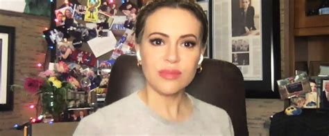 Alyssa Milano Exclusive Interviews Pictures And More Entertainment