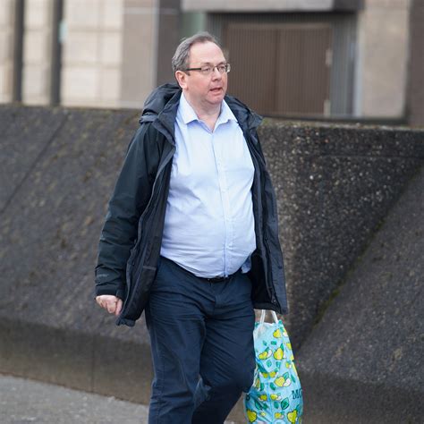 Glasgow Doctor Who Took Condoms Lube And Viagra To Meet 14 Yr Old