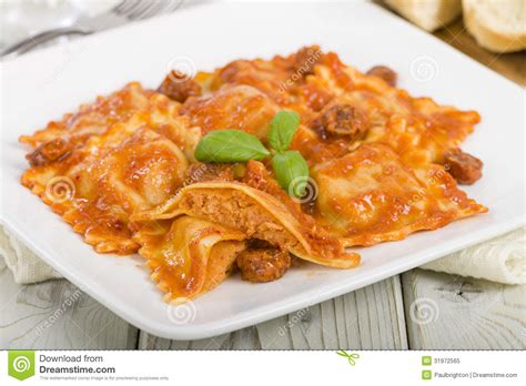 Perfect for a weeknight dinner or easy entertaining. Chicken And Chorizo Ravioli Stock Image - Image: 31972565