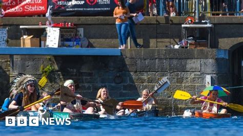 World Tin Bath Championships Thousands Attend Annual Isle Of Man Races