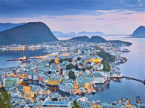 13 Best Places To Visit In Norway In 2020 Cool Places To Visit