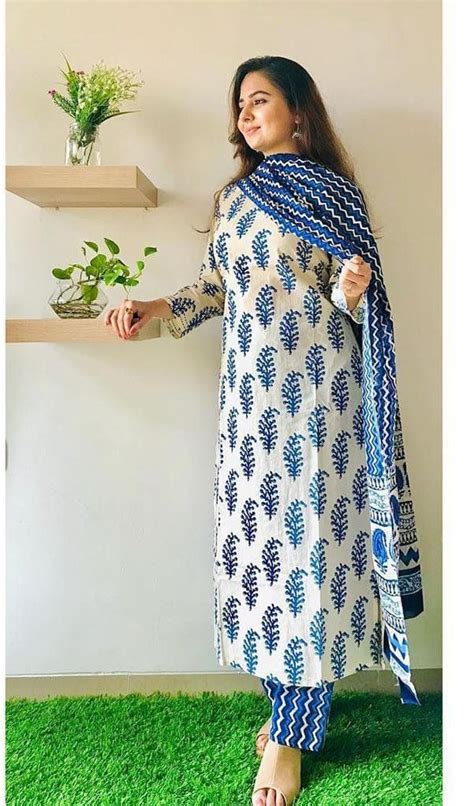beautiful cotton kurti with pant and dupatta with beautiful prints kurti for women kurti set in