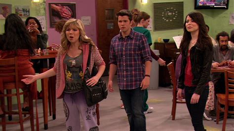 Watch Icarly Season 4 Episode 1 Ilost My Mind Full Show On Cbs All