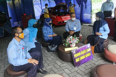 Berikut daftar smk di yogyakarta lengkap dengan alamat dan nomor telepon sekolah menengah kejuruan yang cukup terkenal yang ada di wilayah kota jogja. PAMERAN HASIL KARYA DAN START UP BISNIS SISWA SMK N 3 ...
