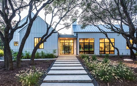Modern Farmhouse Style In Texas Showcases Fantastic Design Inspiration