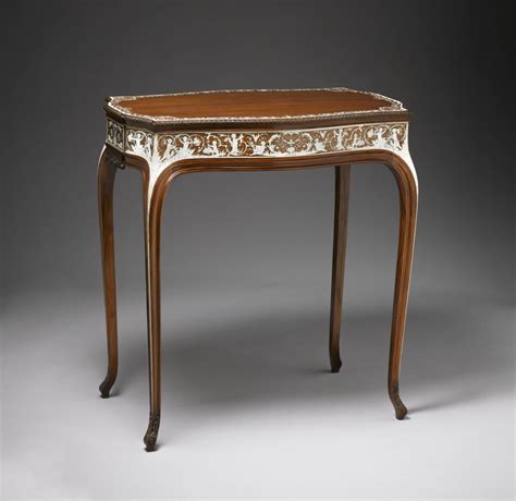 Finest Museum Standard Rosewood And Ivory Inlaid Occassional Centre