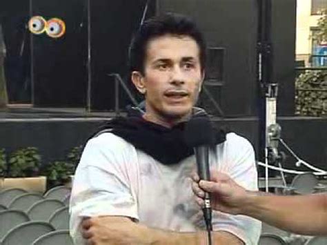 Primo di undici fratelli, la madre è cantante lirica, mentre il padre è danzatore classico. Raffaele Paganini danza a Loano - YouTube