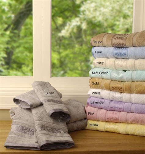 Bath towels have a wonderful way of making people feel cozy, warm and dry and pampered too, especially when they are fluffy and egyptian cotton towels are at the top of the list in quality and style. Egyptian Cotton Jacquard 6-piece Towel Set - Overstock ...
