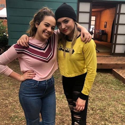 Mary Mouser Or Peyton List Cobra Kai Hotties Scrolller