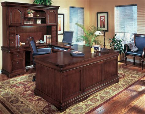 Old World Style Office Furniture Podanys