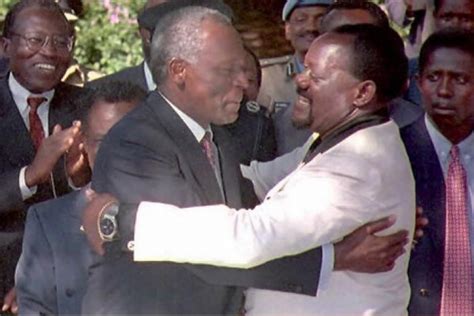 Voz De Angola Como José Eduardo Dos Santos Tentou Extinguir A Unita E Exilar Savimbi