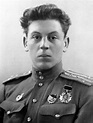 Василий Сталин - биография, факты, фото