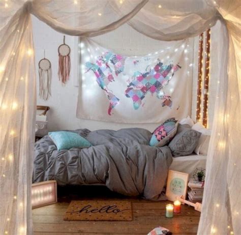 Check out these 12 bohemian bedrooms that are sure to inspire. 63 Cozy Bohemian Teenage Girls Bedroom Ideas - ROUNDECOR