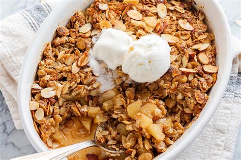 Healthy Apple Crumble Recipe Apple Crisp Recipe With Oats — Eatwell101