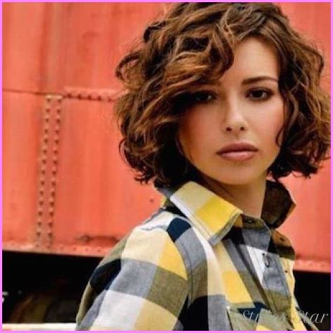6 Great Chin Length Curly Hairstyles Women