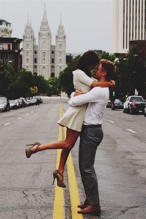 These 30 Cute Married People Hugging Pictures Will Melt Your Heart