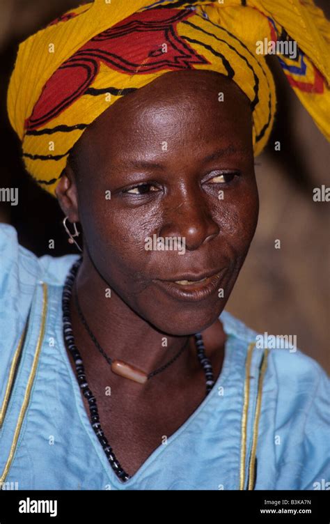 Ouna Niger West Africa Hawa A Hausa Woman In Headscarf Stock Photo
