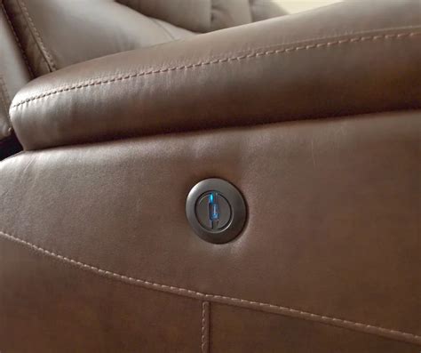 Broyhill Wellsley Leather Power Reclining Sofa Reviews Odditieszone