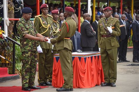 Responsibilities as president head of stat the president of all kenyans.4th president. PHOTOS:President Uhuru Kenyatta In Military Uniform Again ...