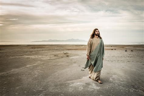 Walking Alone A Moment With Christ Images Of Jesus Christ Lds