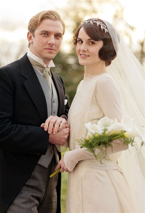 Link Time The Downton Abbey First Episode Fashion Analysis Lady Mary Crawley Filmes De