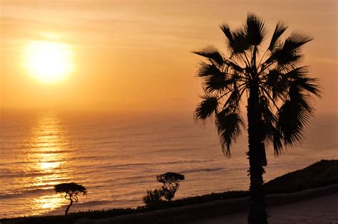 Salida Y Puesta De Sol De Lima Perú