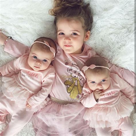 Baby Love Twin Girls Twin Babies Beautiful Babies Twin Photos Baby