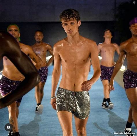 Troye Sivan Shirtless Bulge Underwear Photos Gay Gay World