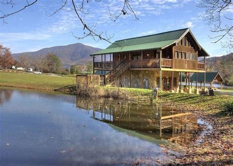 4 Unexpected Bonuses Of Staying At A Secluded Smoky Mountain Cabin On