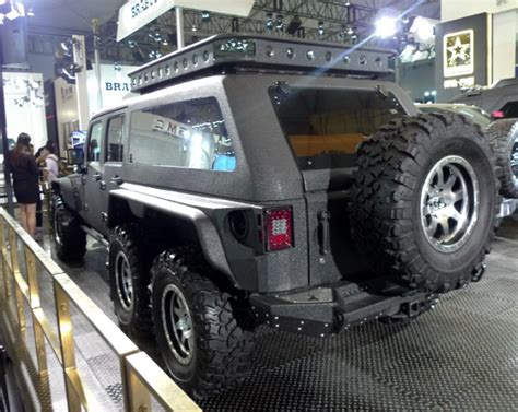 G Patton Tomahawk Is A Jeep Wrangler 6x6 For China