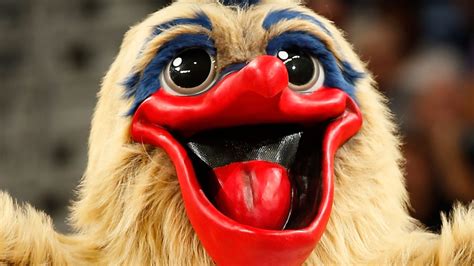 Poll: Which Pelicans mascot is more terrifying? - Mavs Moneyball