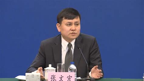 Jun 12, 2021 · 6月12日，张文宏医生在微博发文《新冠病毒变异株临床数据汇总，提示人类仍可赢得这场持久战》。近期国内民众广泛关注的物种走向有两个，一个是云南亚洲象的迁徙路线，另外一个就是老对手新冠病毒的变异走向。 视频丨张文宏：没有人能回答疫情何时能结束