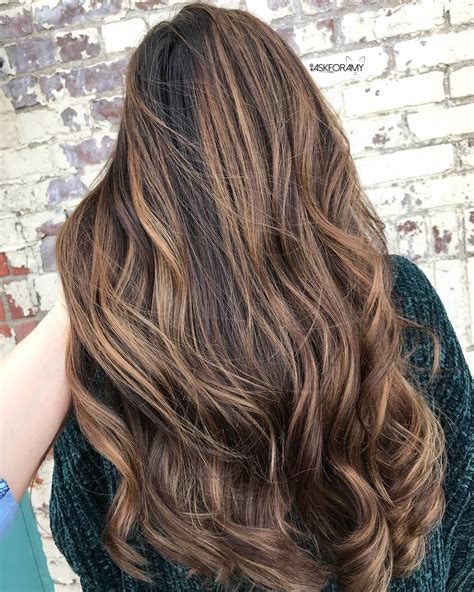 These sweet honey caramel highlights on light brown hair go perfectly with the wavy locks. 50 Ideas of Caramel Highlights Worth Trying for 2021 ...