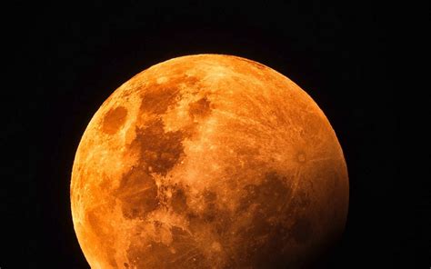 how to watch full buck supermoon tonight in the uae esquire middle east the region s best